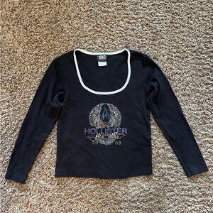 Hollister Women's Black Long Sleeve Tee
